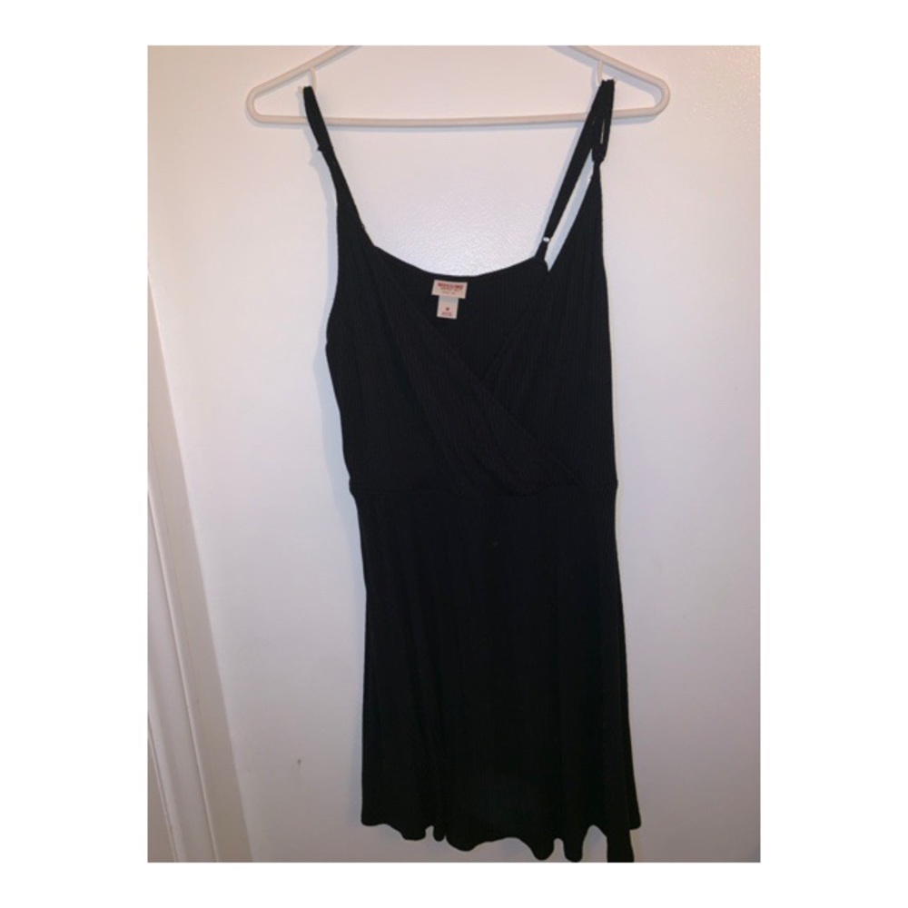 Black casual dress